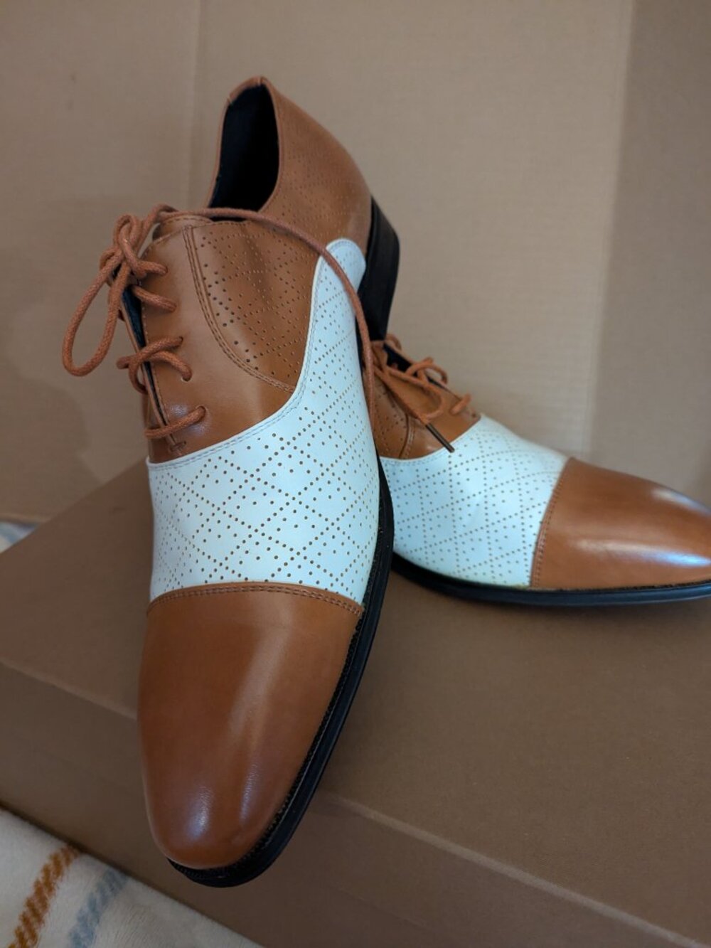 AMALI Men's Derby Shoes, Two Tone New Size 10